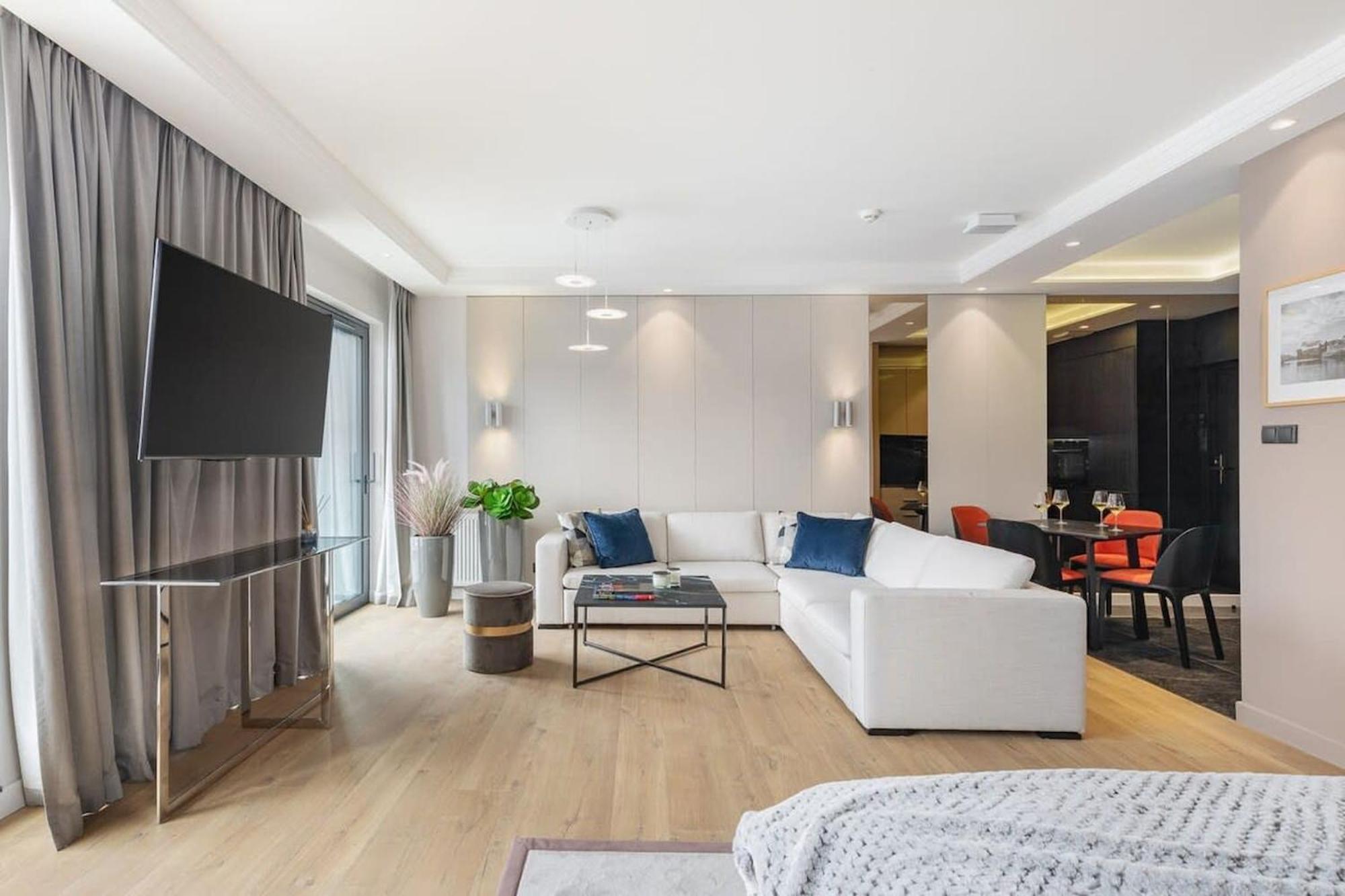 Rent Like Home - Deo Plaza Wyspa Spichrzow Gdansk Exterior photo